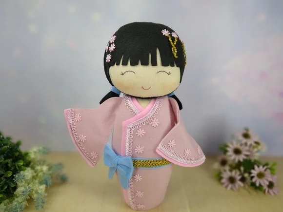 Boneca Kokeshi em Feltro 40 Cm* Chamar Chat