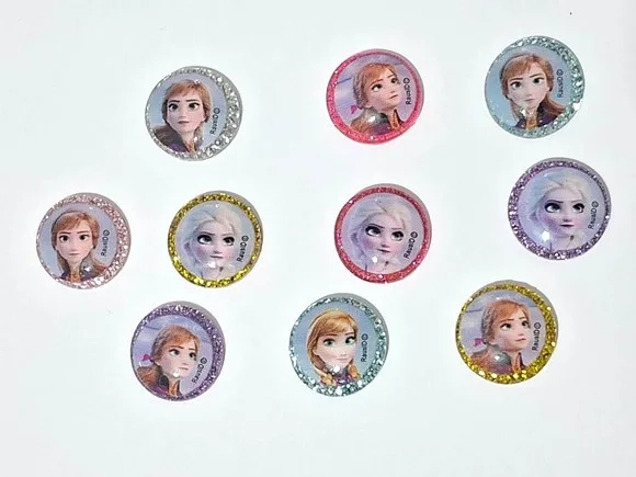 Aplique Frozen Redondo 2cm de Resina Pacote com 10 Unidades