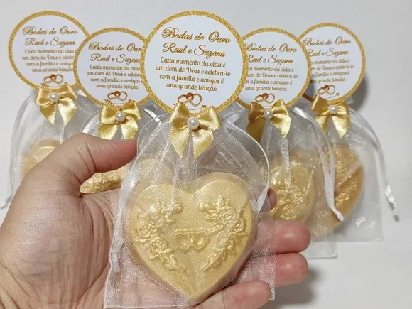 Lembrancinha Bodas de Ouro: Sabonete Coração Perfumado