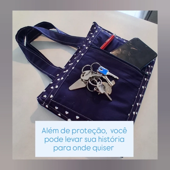 Capa de Livro em tecido com bolso estampa de coração