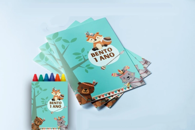 Revista para colorir  com Giz de cera Personalizado Bosque Encantado