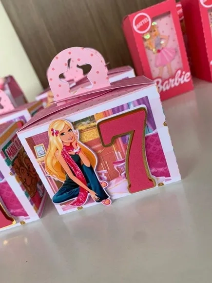 Kit 60 Lembrancinhas Barbie