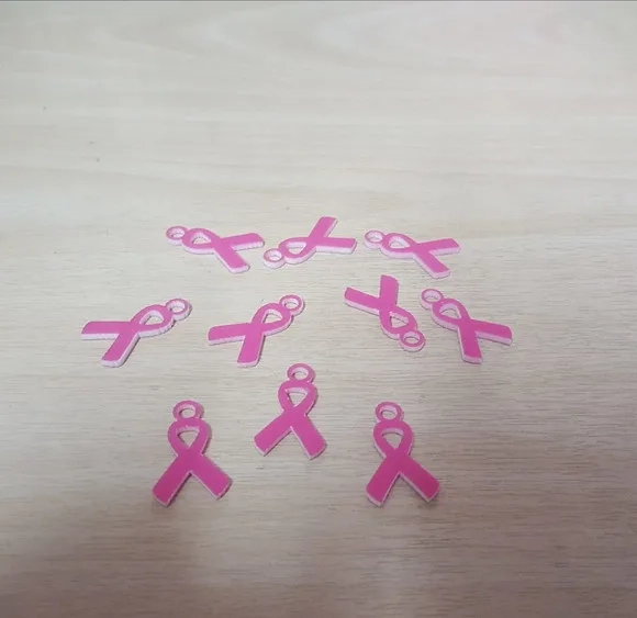Pingente de Laçinho Rosa em Acrílico -pct c/ 10 Unid