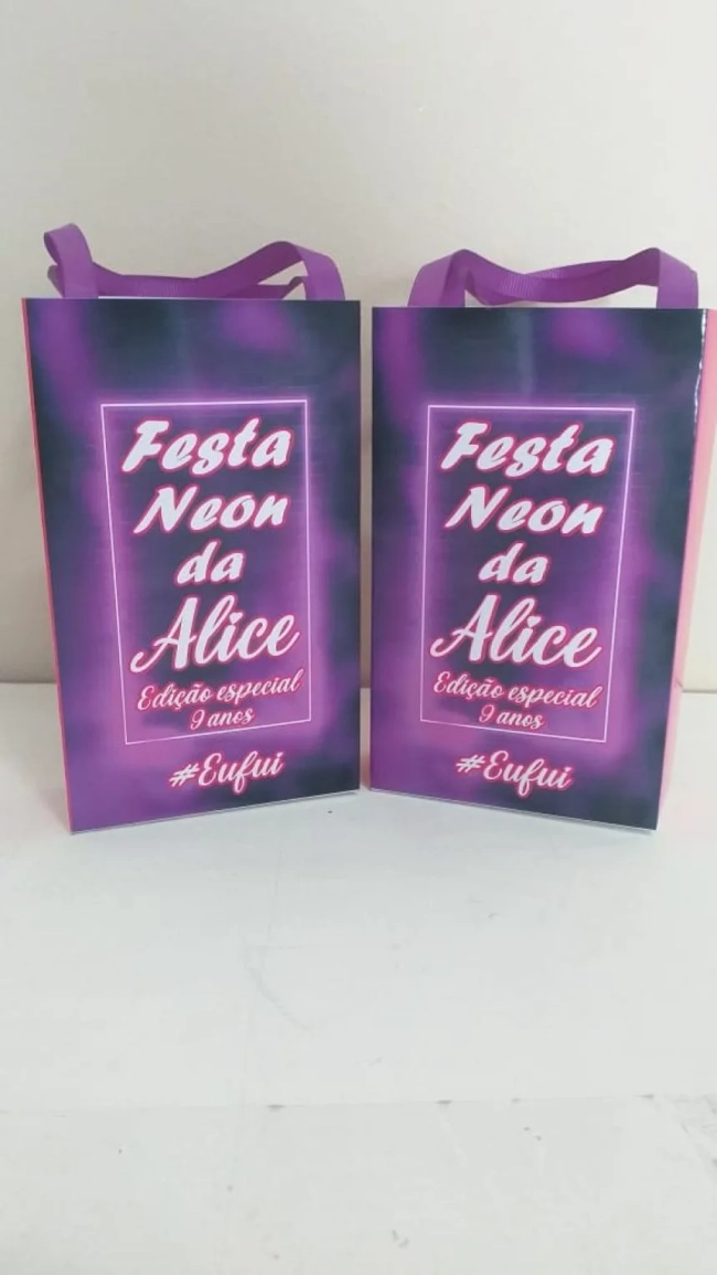 Sacolinhas Personalizadas Neon para Lembrancinhas