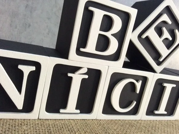Linha Nomes Personalizados em Cubos com Moldura 6x6cm