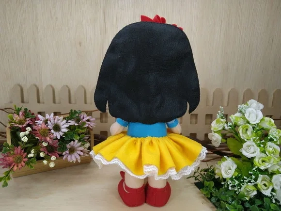 Branca de neve em feltro