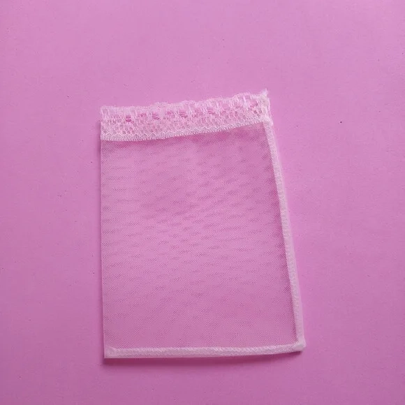 Saquinho Organza Tunil Branco com Renda 7x12cm