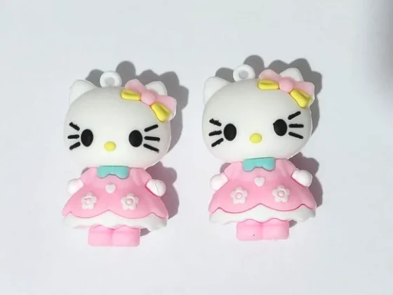 Pingente Hello Kitty 4,7cm Emborrachado Pacote com 2 Unidade