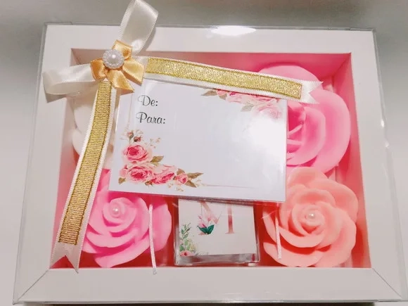 Presente de Aniversário, Aromatizador com Sabonetes de Rosas