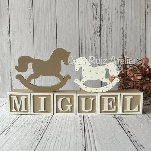 Decoração Bebê - Cubos 6x6cm + Cavalinho de Balaço