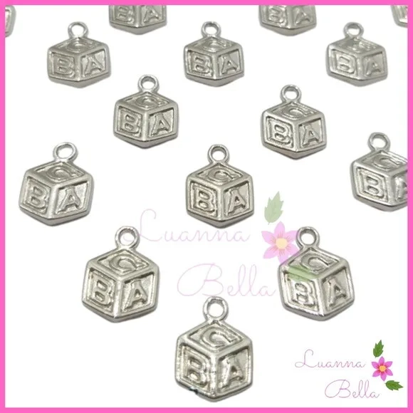 Pingente Dado A-B-C de Metal Prata-Pct c/15 Unidades