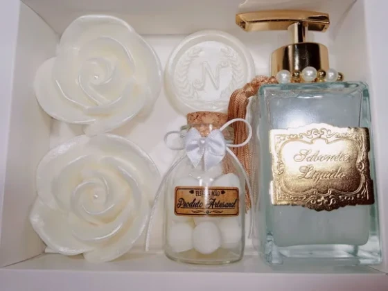 Presente de Aniversário, Sabonete Líquido Luxo com Sabonetes