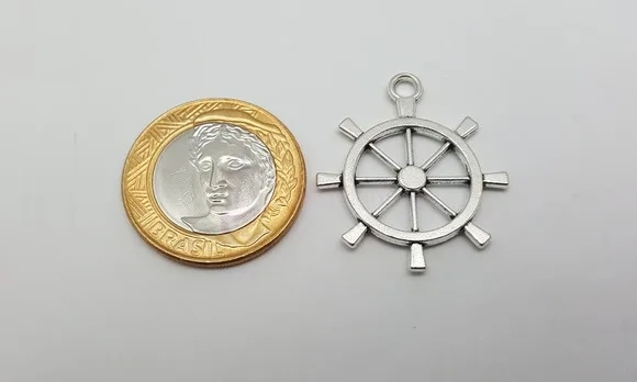 Pingente Leme em Metal Prateado de 3,2cm Pacote com 10 Unid
