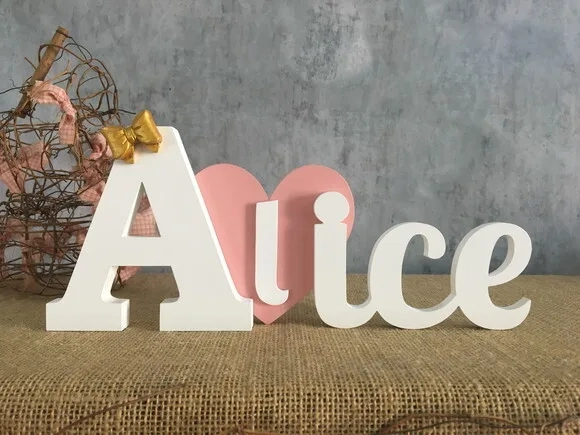 Letras Decorativas com Coroa e Coração