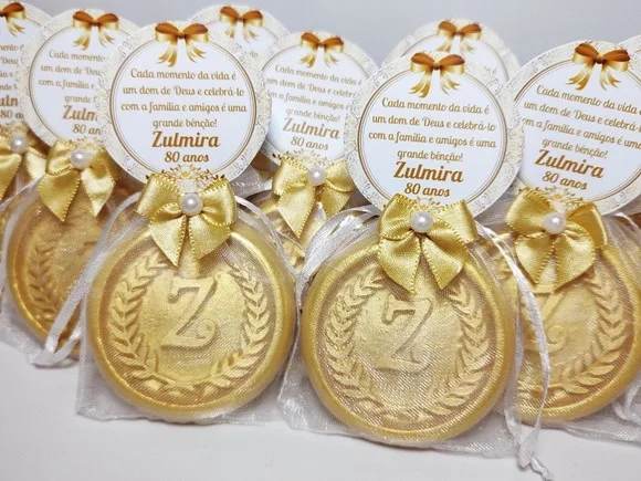 Lembrancinha 80 Anos, Sabonete Letra Inicial Personalizada