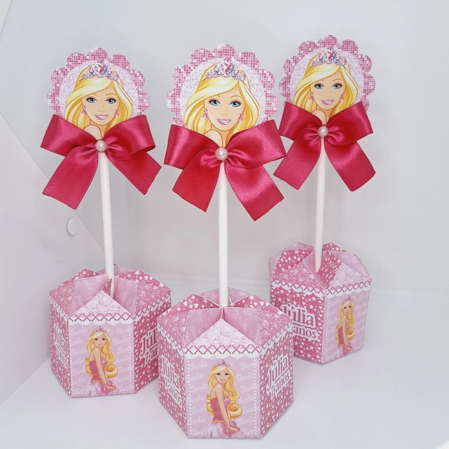 Centro de Mesa Personalizado BARBIE - Decoração de Festa - Papelaria