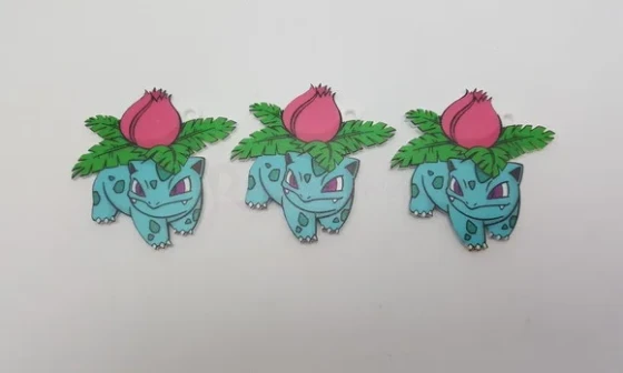 Pingente Pokémon Ivysaur em Acrílico UV