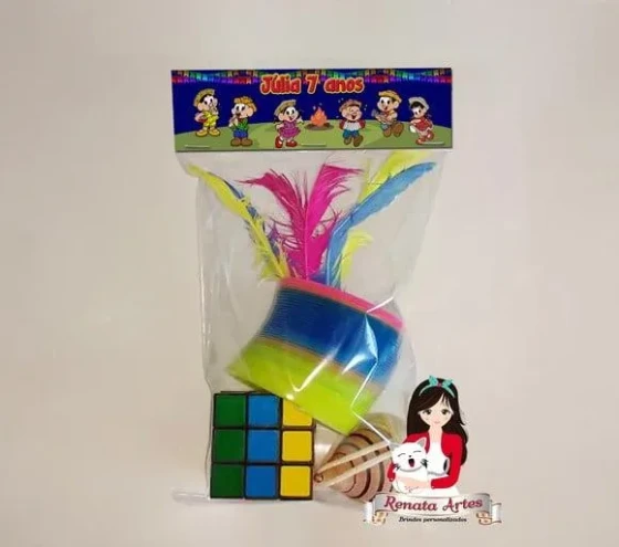 Kit Brinquedos Retrô Tema Festa Junina Arraiá