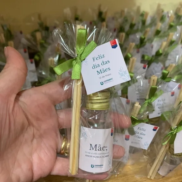 Brinde Dia das Mães Mini Aromatizador com Logo