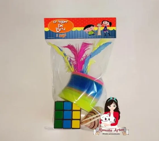 Kit Brinquedos Retrô Tema o Show da Luna