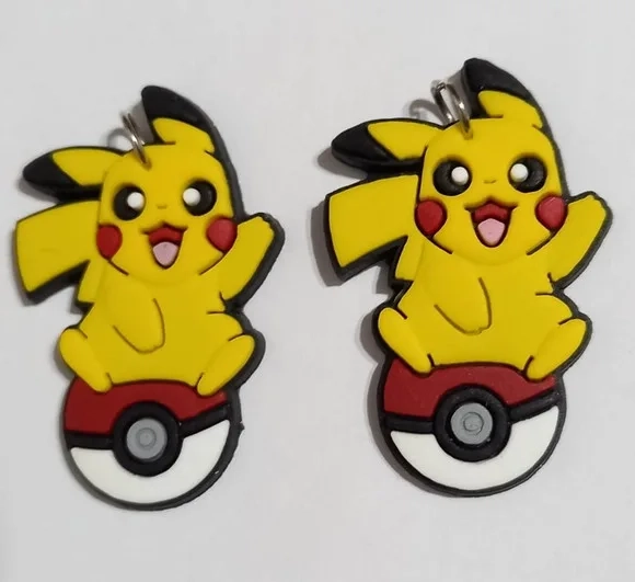 Pingente Pikachu Emborrachado - 5 Unidades