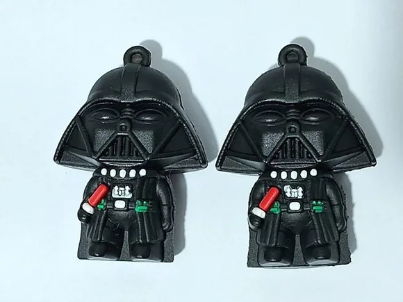 Pingente Darth Vader e Yoda Star Wars Pacotes com 2 Unidades