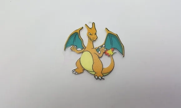 Pingente Pokémon Charizard em Acrílico Uv