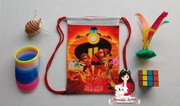 Mochila Brinquedos Retrô Tema os Incríveis