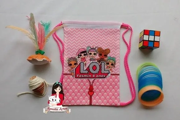 Mochila Brinquedos Retrô Tema Lol Surprise Rosa