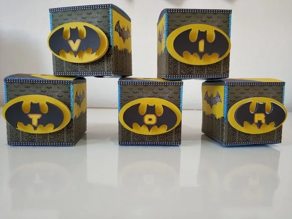 Kit 60 Lembrancinhas Batmas