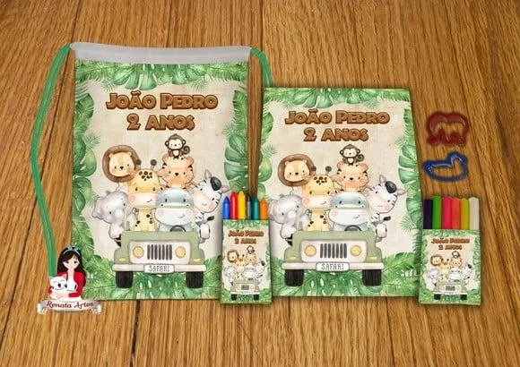 Kit Passatempo Personalizado na Mochila Safari Aquarela