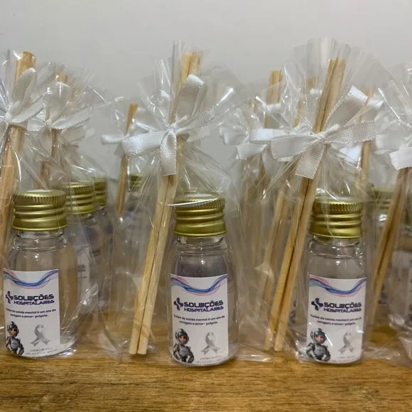 Brinde Janeiro Branco Mini Aromatizador com Logo