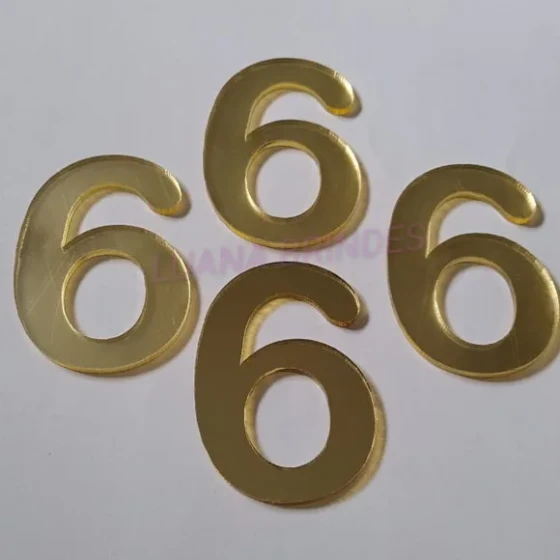 Aplique do Número 6 em Acrílico Espelhado Dourado - 5cm