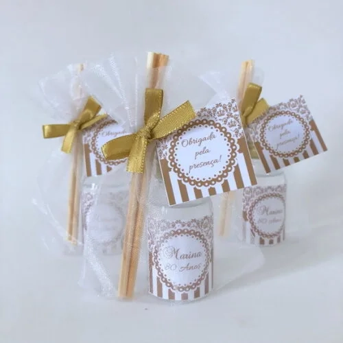 Lembrança 80 Anos Aromatizador Saquinho Organza