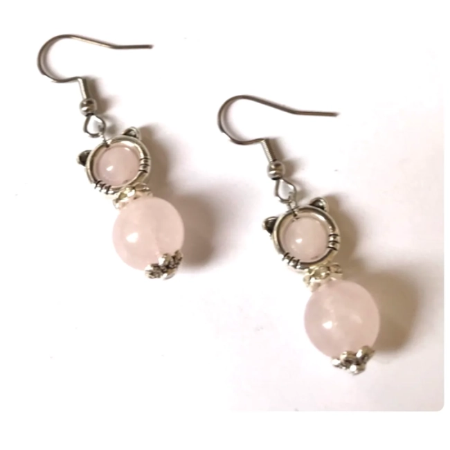Brinco Gato com Quartzo Rosa, Strass e Aço Inox