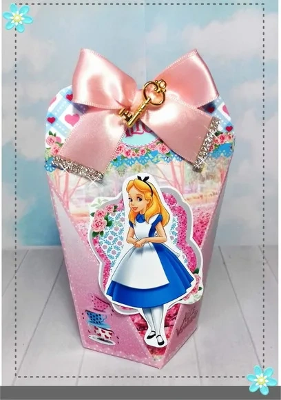 Kit 60 Lembrancinhas Alice no País das Maravilhas