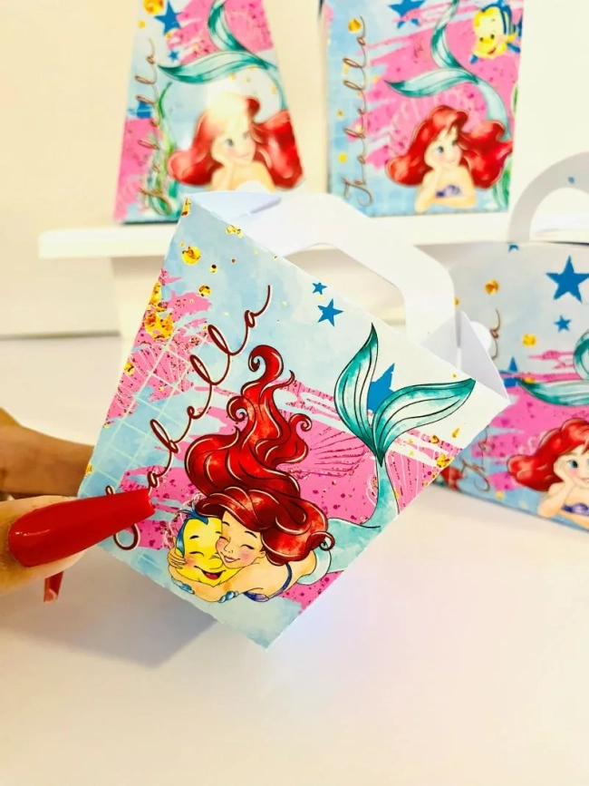 Kit lembrancinha Ariel Aquarelada