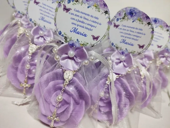 Lembrancinha 90 Anos: Sabonete Rosa Luxo com Mini Terço