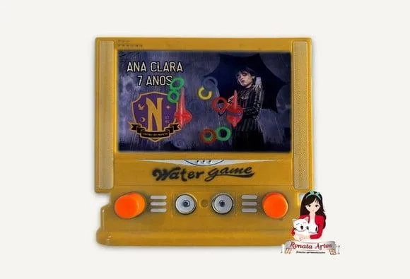 Aquaplay Wandinha