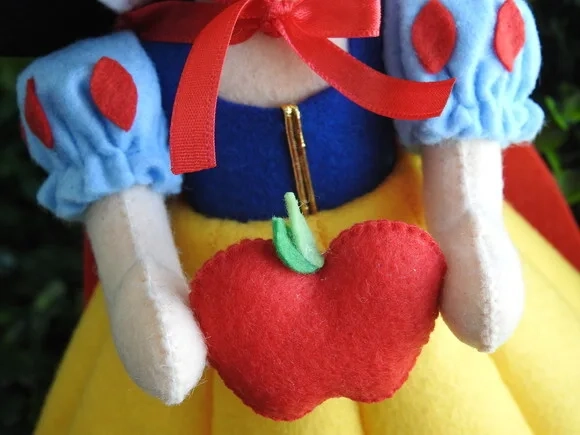 Branca de Neve em Feltro