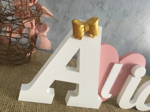 Letras Decorativas com Coroa e Coração