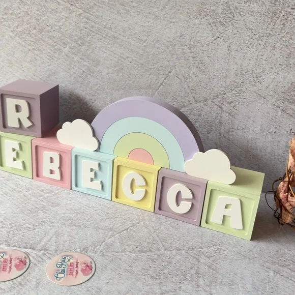 Candy Colors - Cubos 6x6cm Ts + Arco Íris. Decoração Bebê