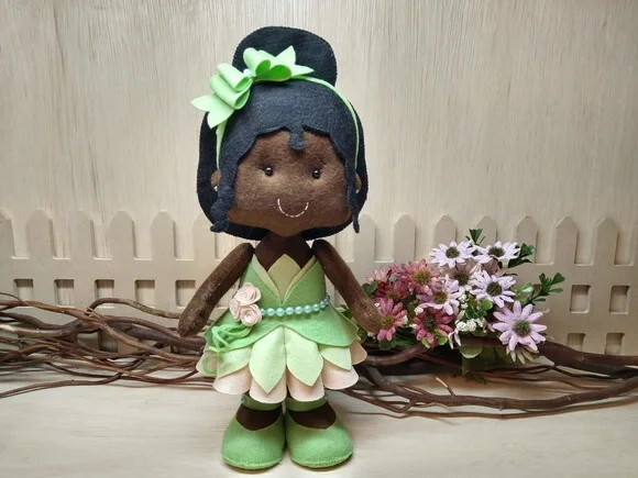 Tiana em feltro - Princesas