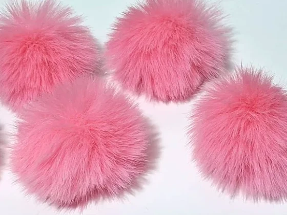 Pompom Rosa Poliéster Pacote com 4 Unidades