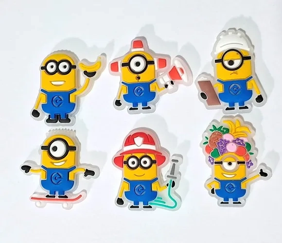 Aplique Minions Florescente Emborracha Pacotes com 9 Unidade