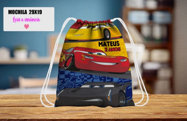 Mochilinha personalizada para lembrancinhado Mcquen