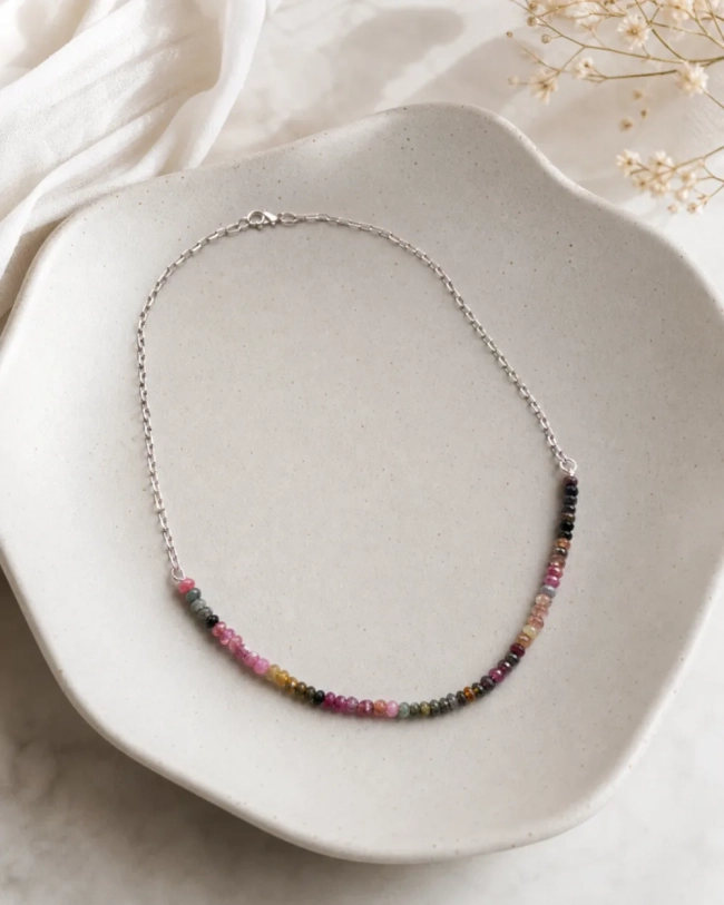 Choker Delicado de Turmalinas  e Prata 925 – Elegância Minimalista