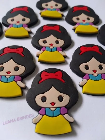 Aplique Branca de Neve de borracha - pct com 7 unidades