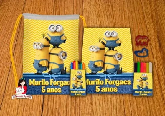 Kit Passatempo Personalizado na Mochila Minions