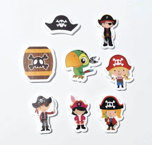 Aplique Pirata Acrílico U.v 3,5cm Pacote com 8 Unidades